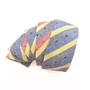 Reversible Necktie for the Jekyll and Hyde’s